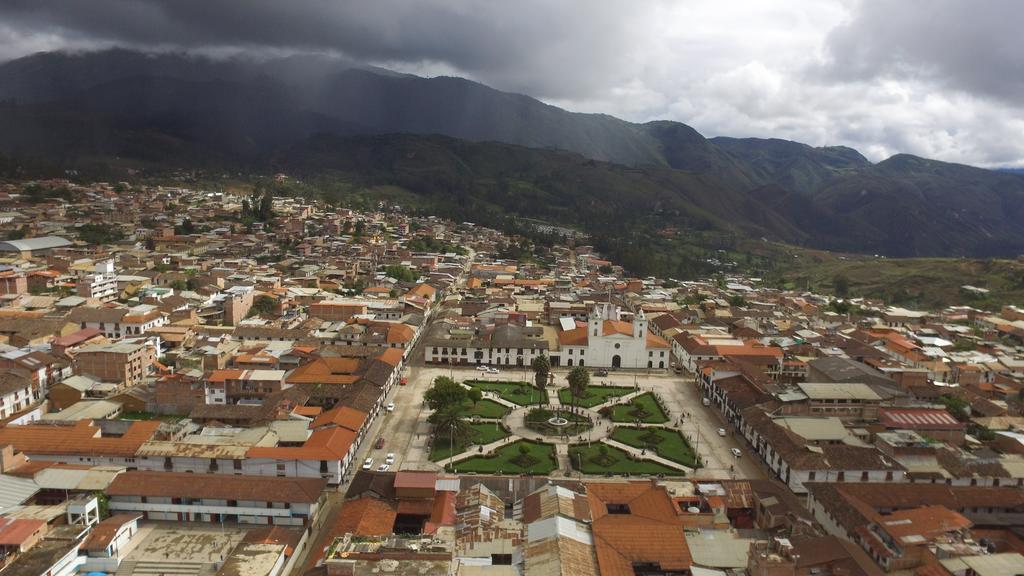 Buenas Noches Hostal Chachapoyas Esterno foto